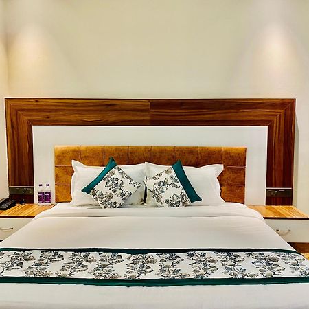 Hotel White House 350 Mtr From Golden Temple Amritsar Eksteriør bilde