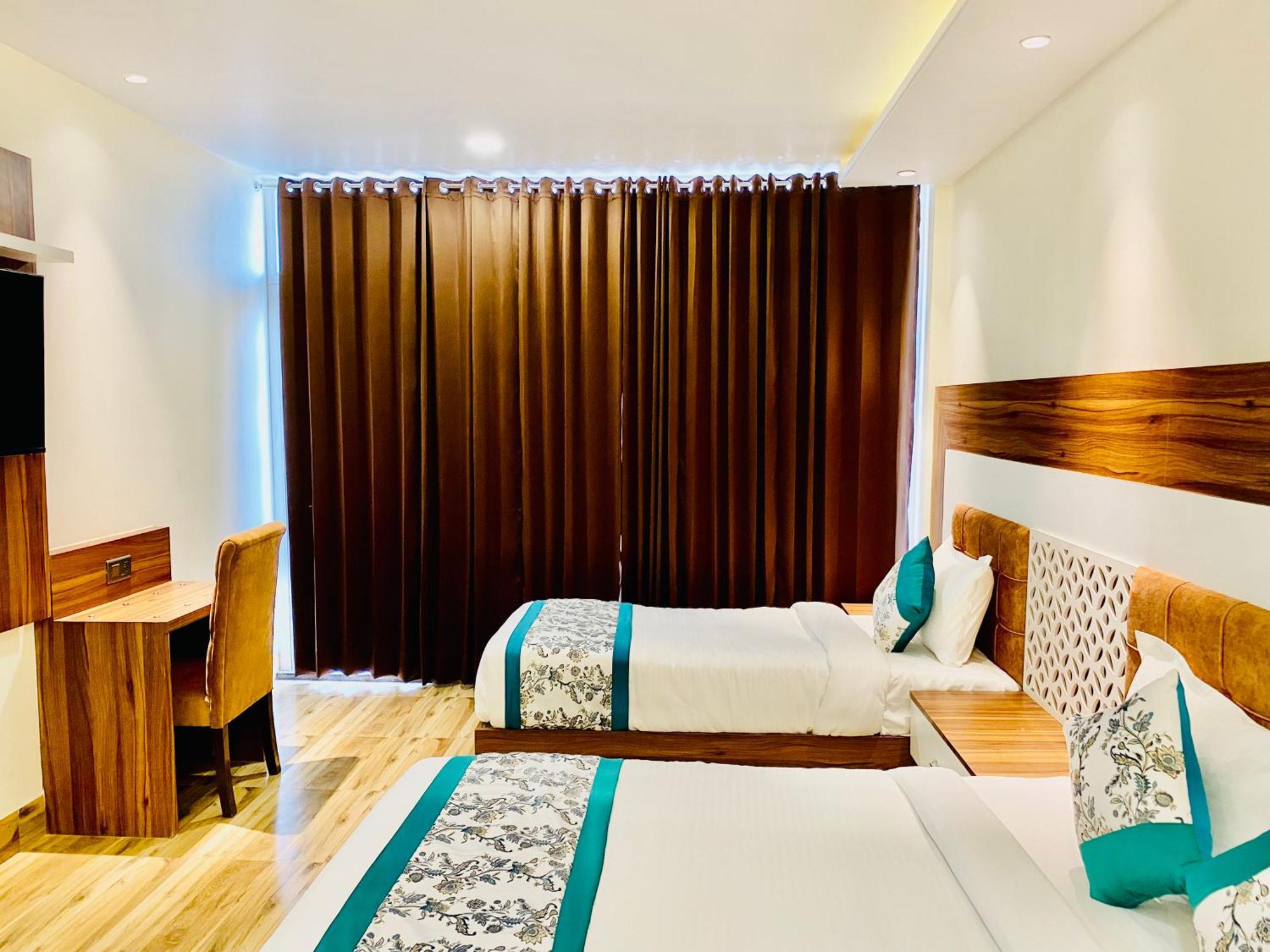 Hotel White House 350 Mtr From Golden Temple Amritsar Eksteriør bilde