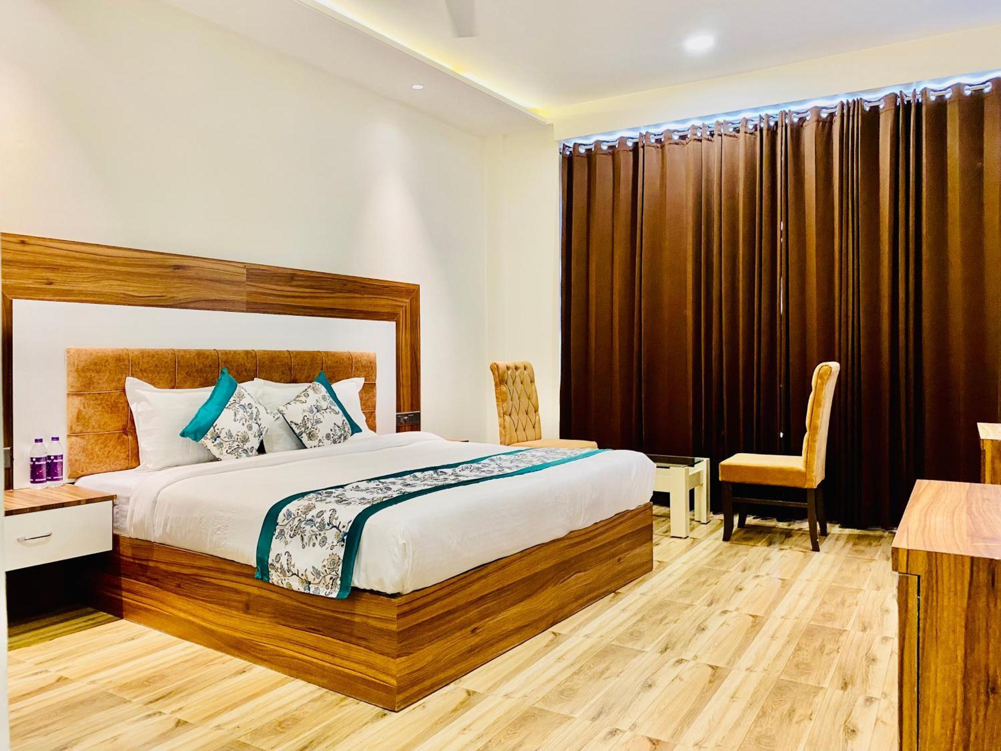 Hotel White House 350 Mtr From Golden Temple Amritsar Eksteriør bilde