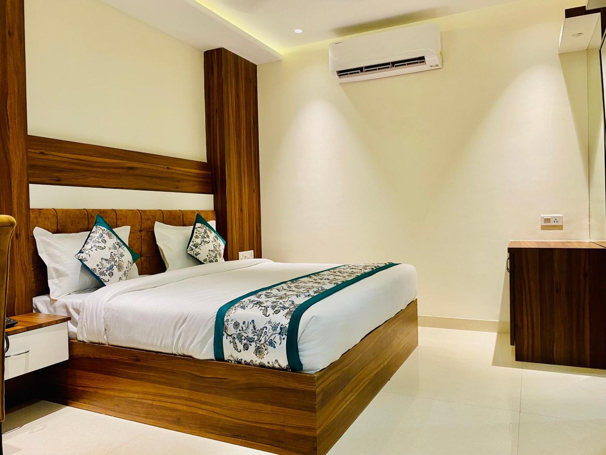 Hotel White House 350 Mtr From Golden Temple Amritsar Eksteriør bilde